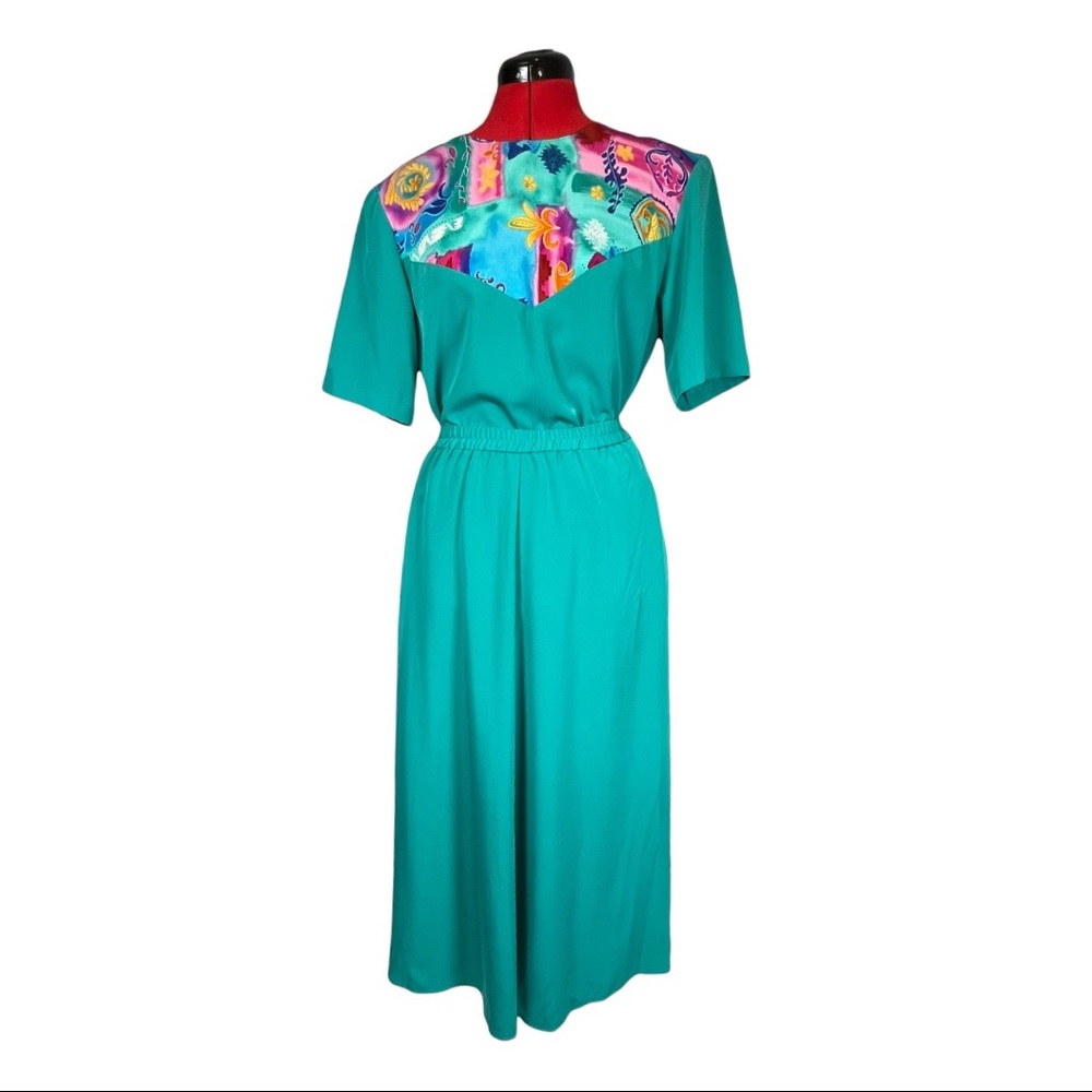 Vintage City Girl by Nancy Bolen 2pc Set Skirt and Blouse Size 10.